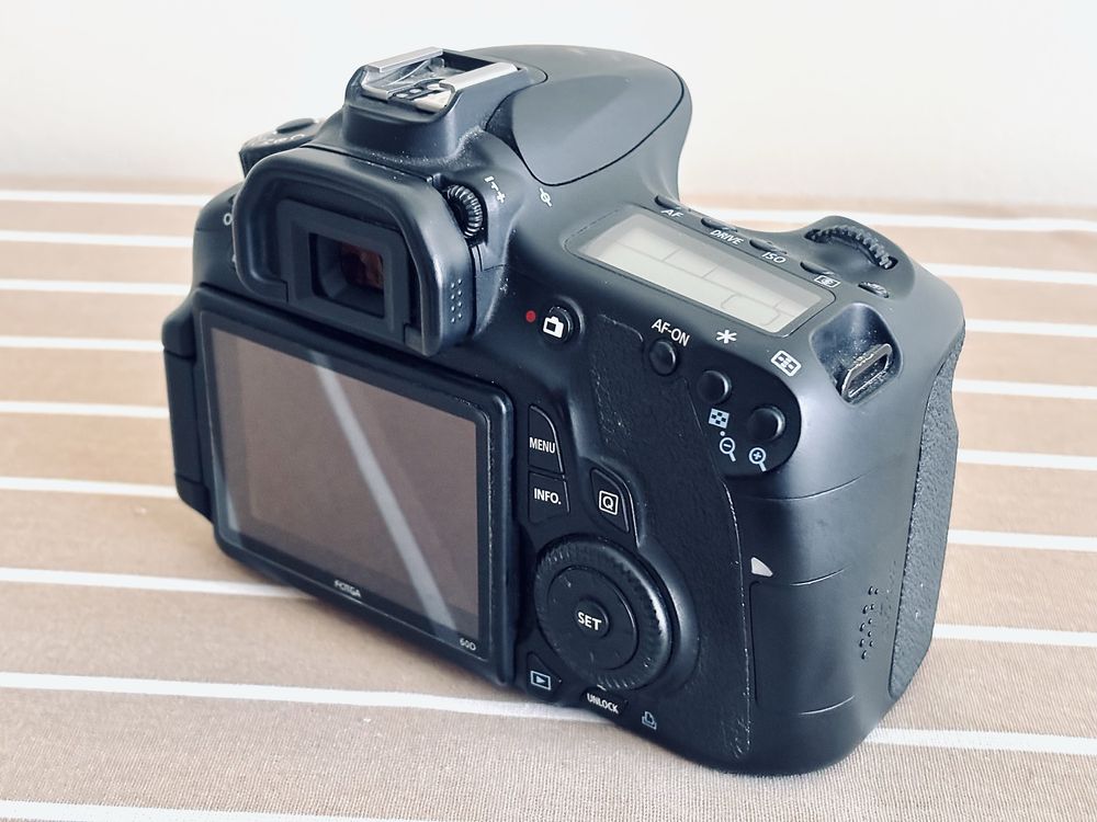 Canon EOS 60D + 50mm f1.8 + аксесоари