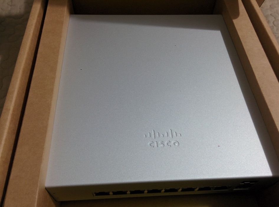 Meraki Security Appliance MX64 + L2 Switch MX220 + Managed AP MR33