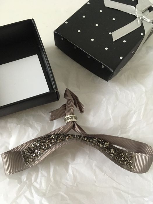 Bratara moderna si foarte chic