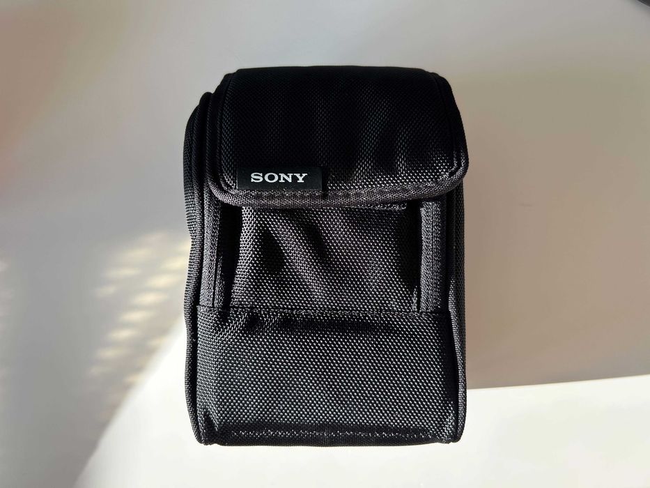 Sony 85mm F1.4 cu toate accesoriile