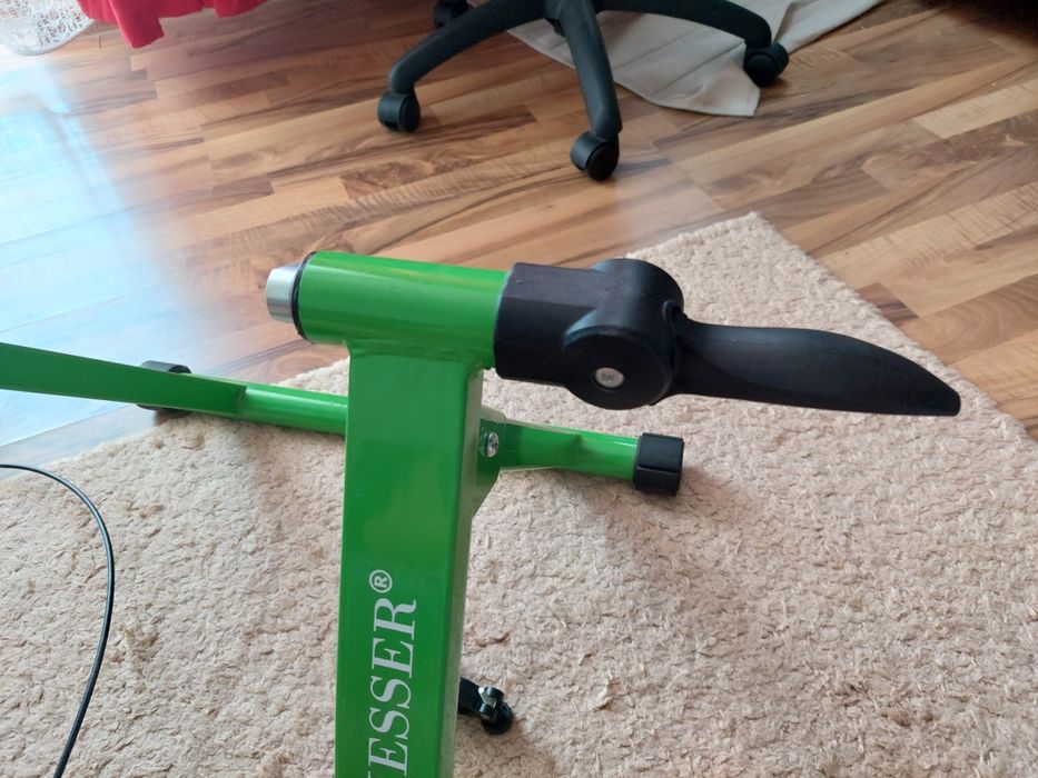 Suport pentru bicicleta de antrenament