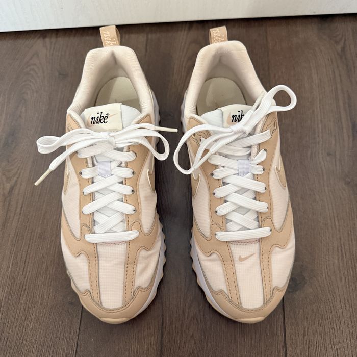 Дамски маратонки Nike