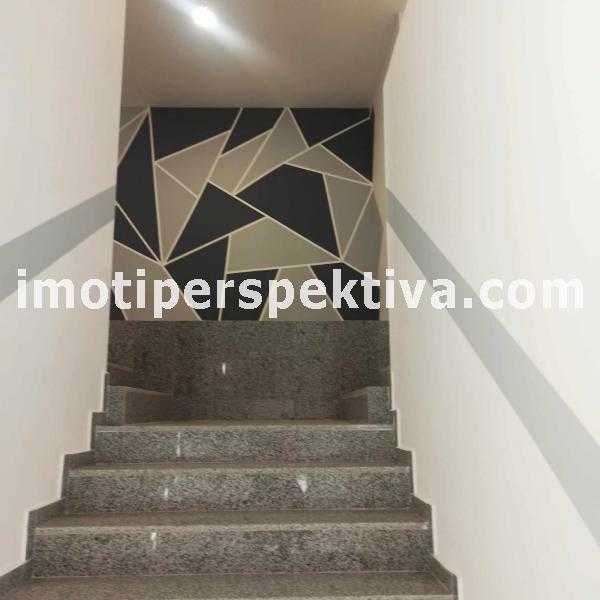 Продава се Тристаен апартамент в Пловдив, Христо Смирненски - 132 кв.м за 1205 €/кв.м - Снимка #7