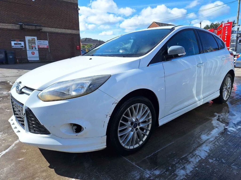 Calculator motor ECU Ford Focus 3 2012 HATCHBACK 1.6 i JQDB JQDA 150hp