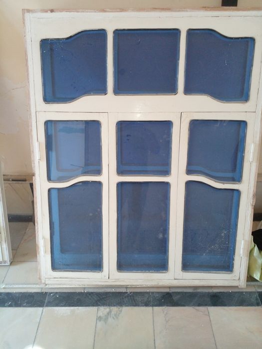 Дераза сотилади ,300000