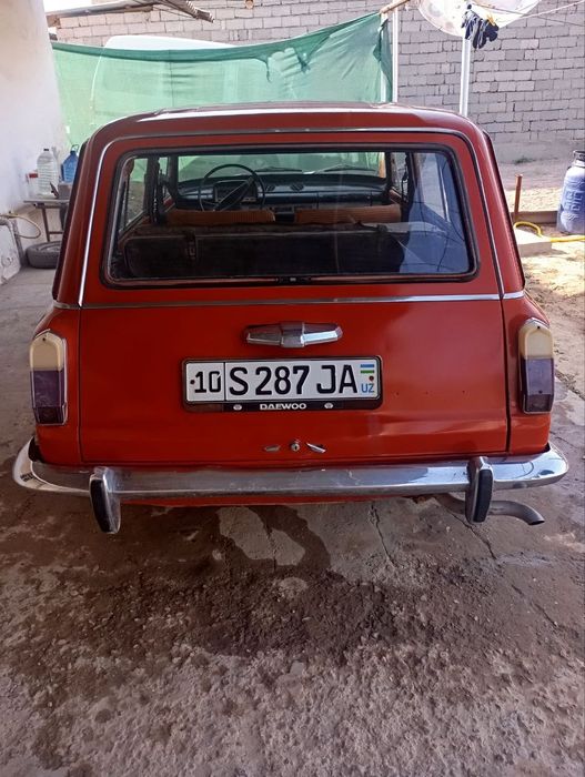 Ваз2102 сотилади