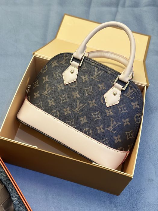 Продам сумку под LV