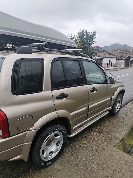 Suzuki grand vitara