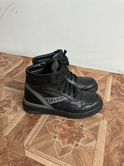 Продам обувь детскую , подрастковую