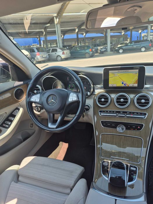 Mercedes C220 Avant-garde