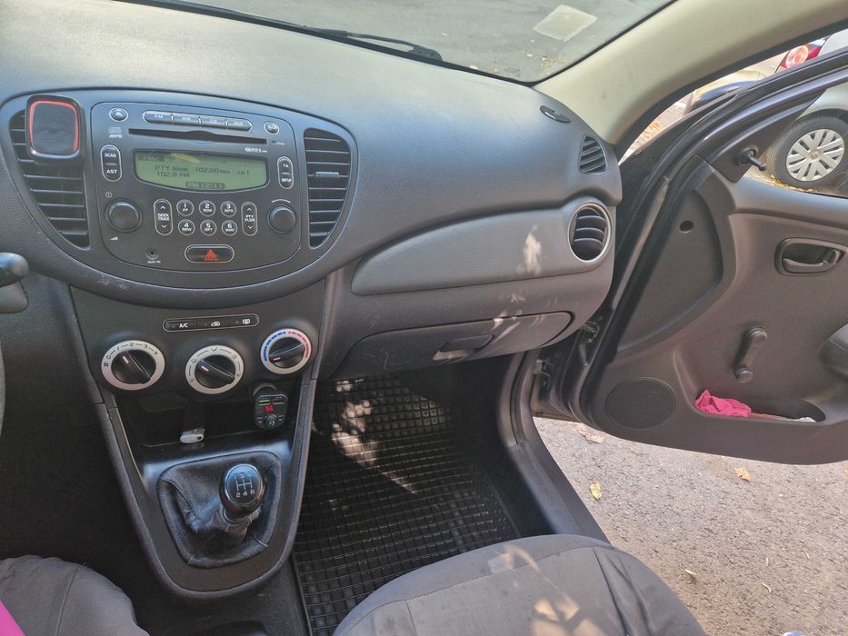 Vand: Hyundai I10,motor 1.1 benzina,49 kw,AN: 2008, KM: 192873 reali