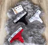 Lenjerie dama
XL XL XL 
80 LEI setul de 3 perechi