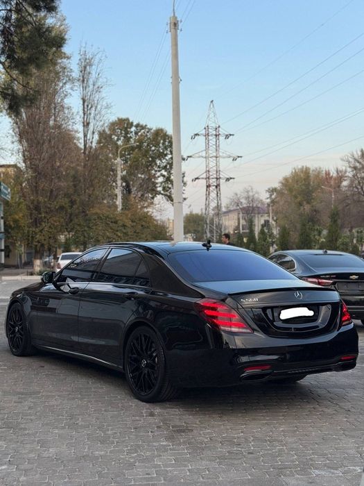 Mercedes Benz W222 s560