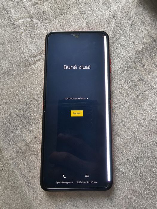 Motorla Razr Ultra 40