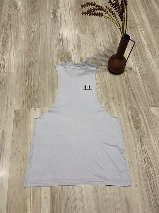 Понтик на Under Armour