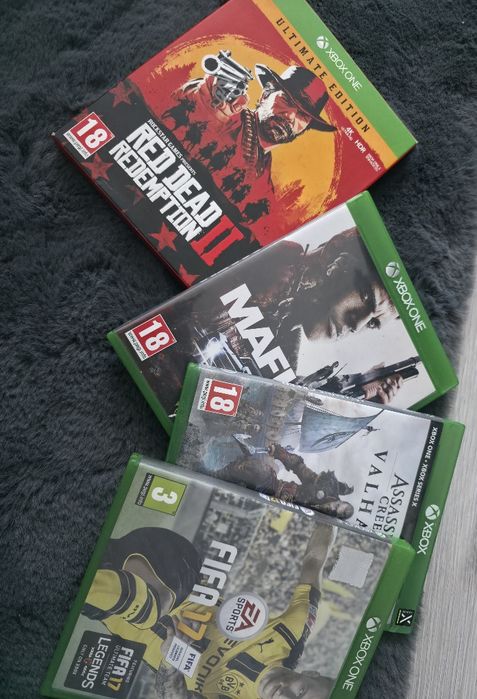 Se vinde Xbox seria X în stare foarte bună
