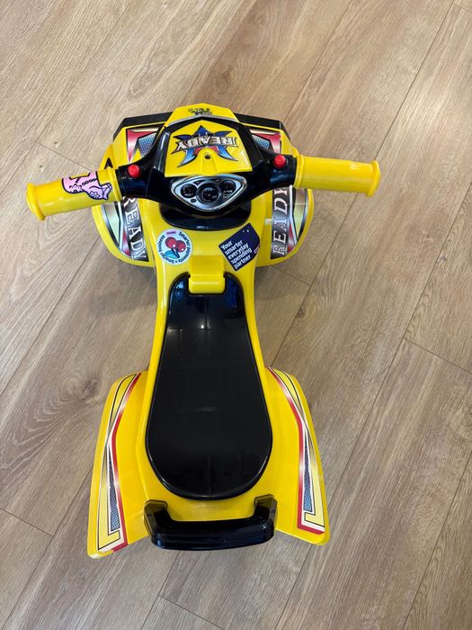 Детско АТВ играчка Moni, жълто