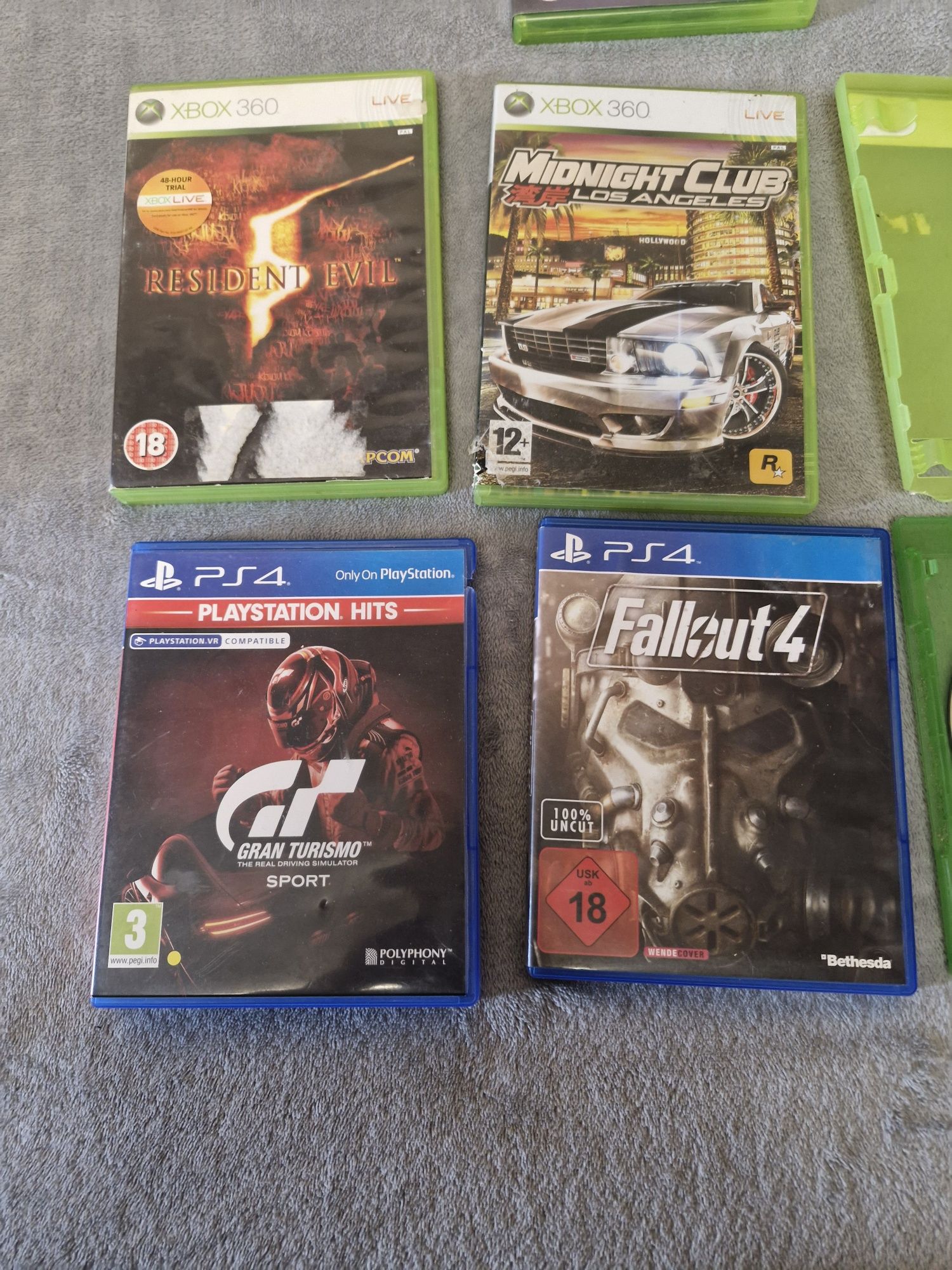 Vând site-uri jocuri ps 4 și xbox360