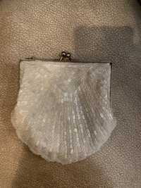 Продам сумочку сделано из бисера