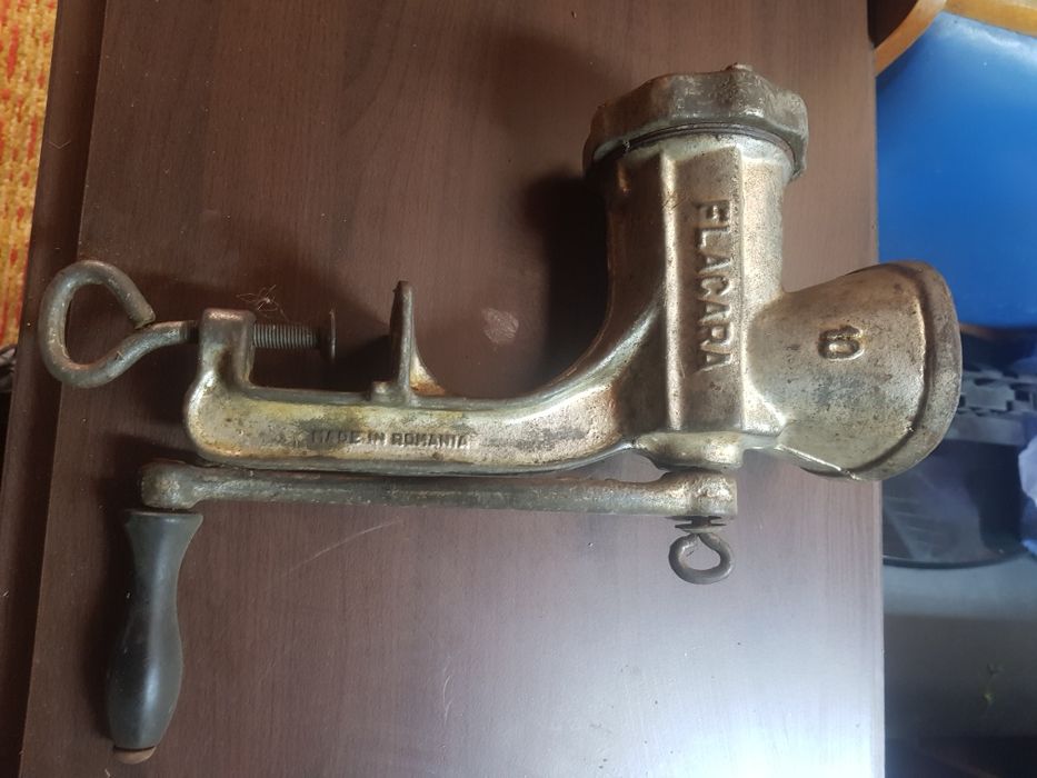 Vand masina de tocat nr.8 Flacara