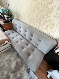 Гостиный серый диван