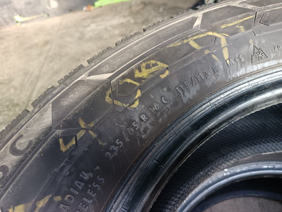 Anvelope MS iarna 235 65 16c continental 2023 7.4mm