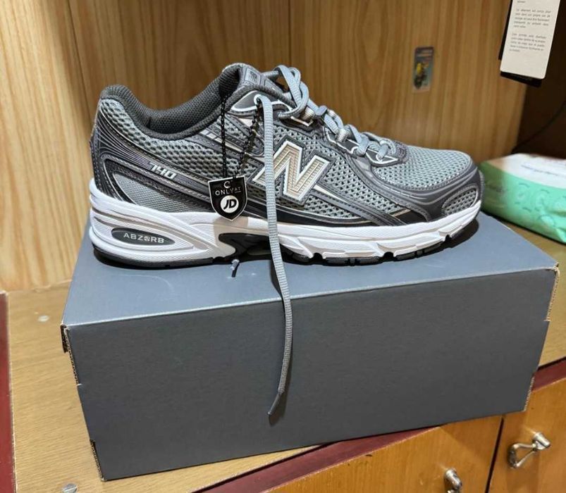 Обувки New Balance