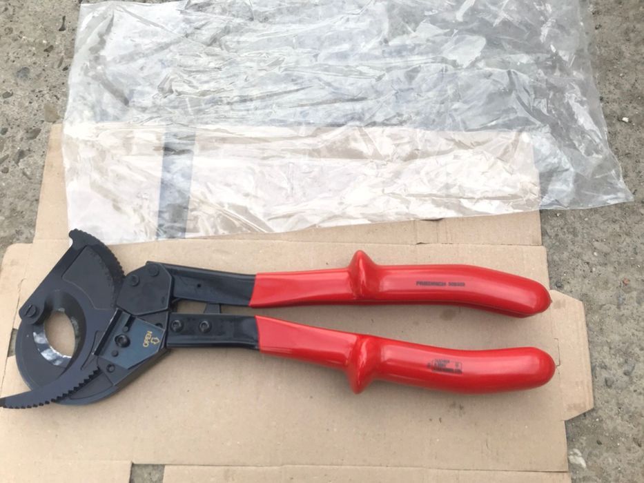 Cleste cu Clicket Pentru Taiat Cabluri FRIEDRICH izolat 1000V - FR50