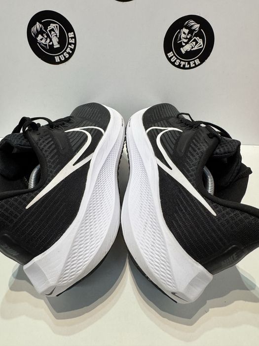 Маратонки NIKE ZOOM PEGASUS 39 .Номер 45.5