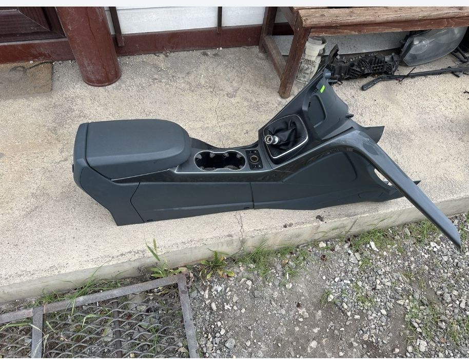 Подлакътник за Форд цмакс