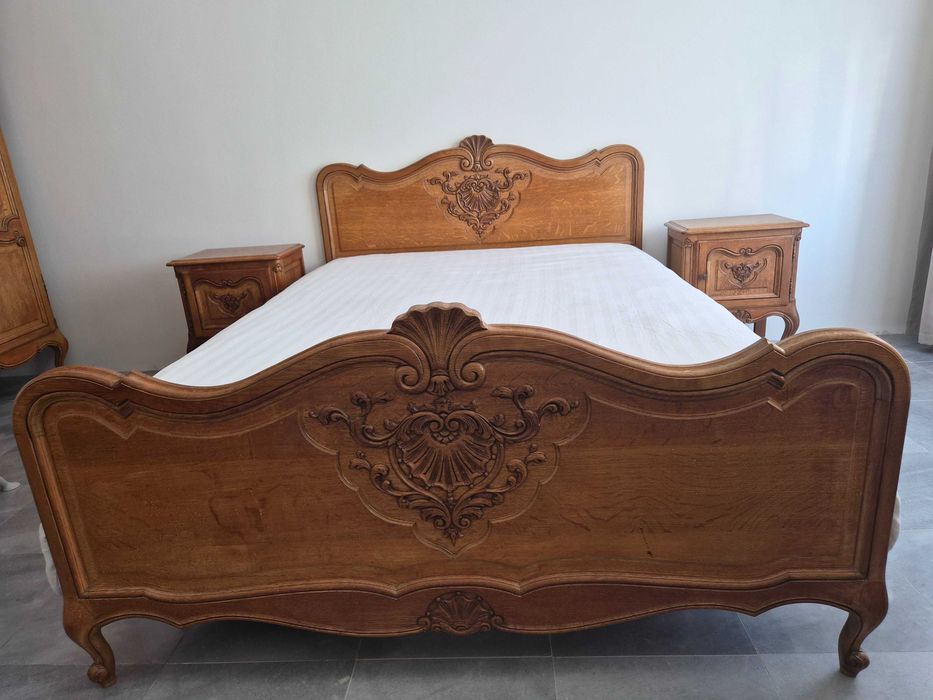 Античен спален комплект от масивен дъб – начало на 20 век