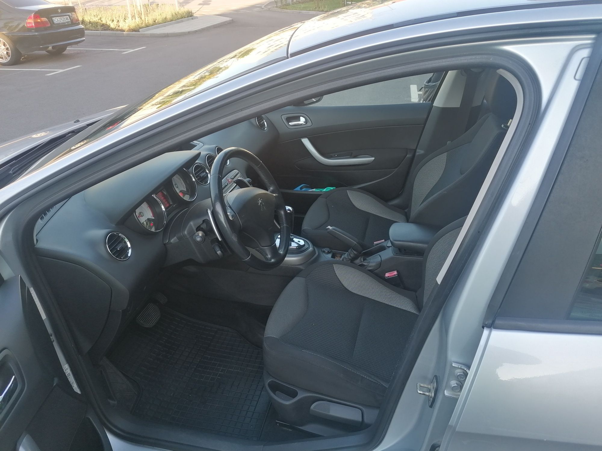 PEUGEOT  308 1.6 HDI