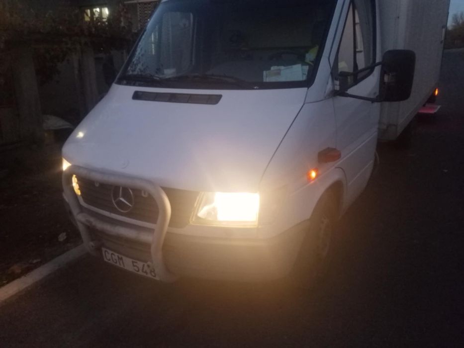 Продавам Мерцедес Спринтер