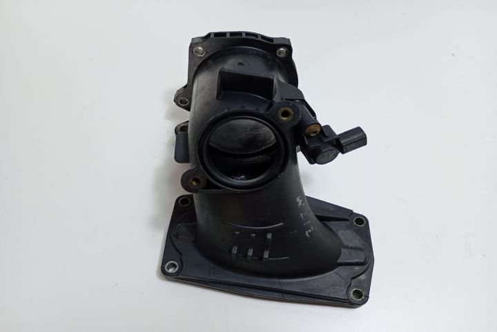 Tub admisie aer  A6510900028 Mercedes-Benz E-Class W212 seria