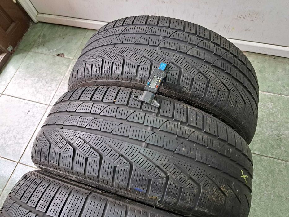 4 anvelope 225/45 R18 Pirelli runflat