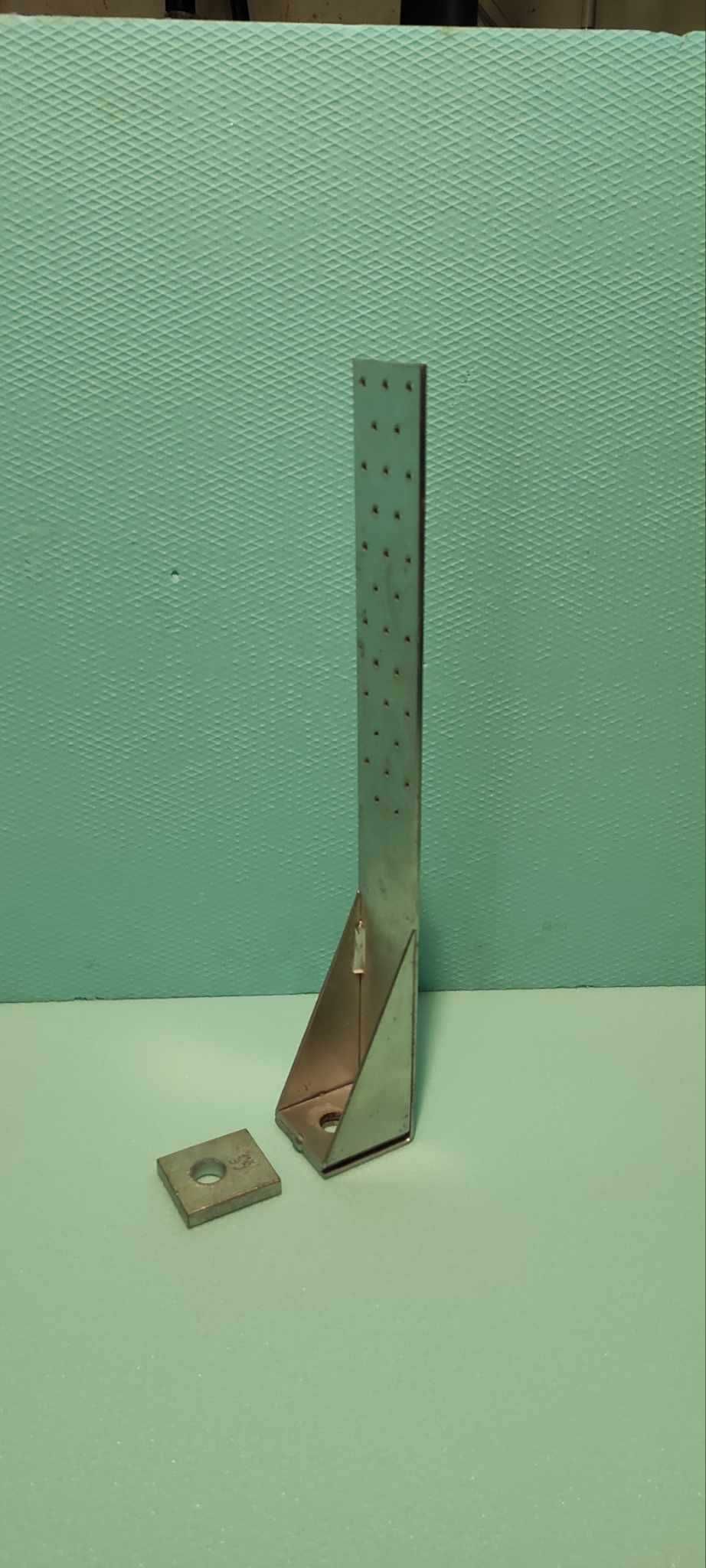 Vand suruburi lemn, consola unghiulara,piulite, saibe