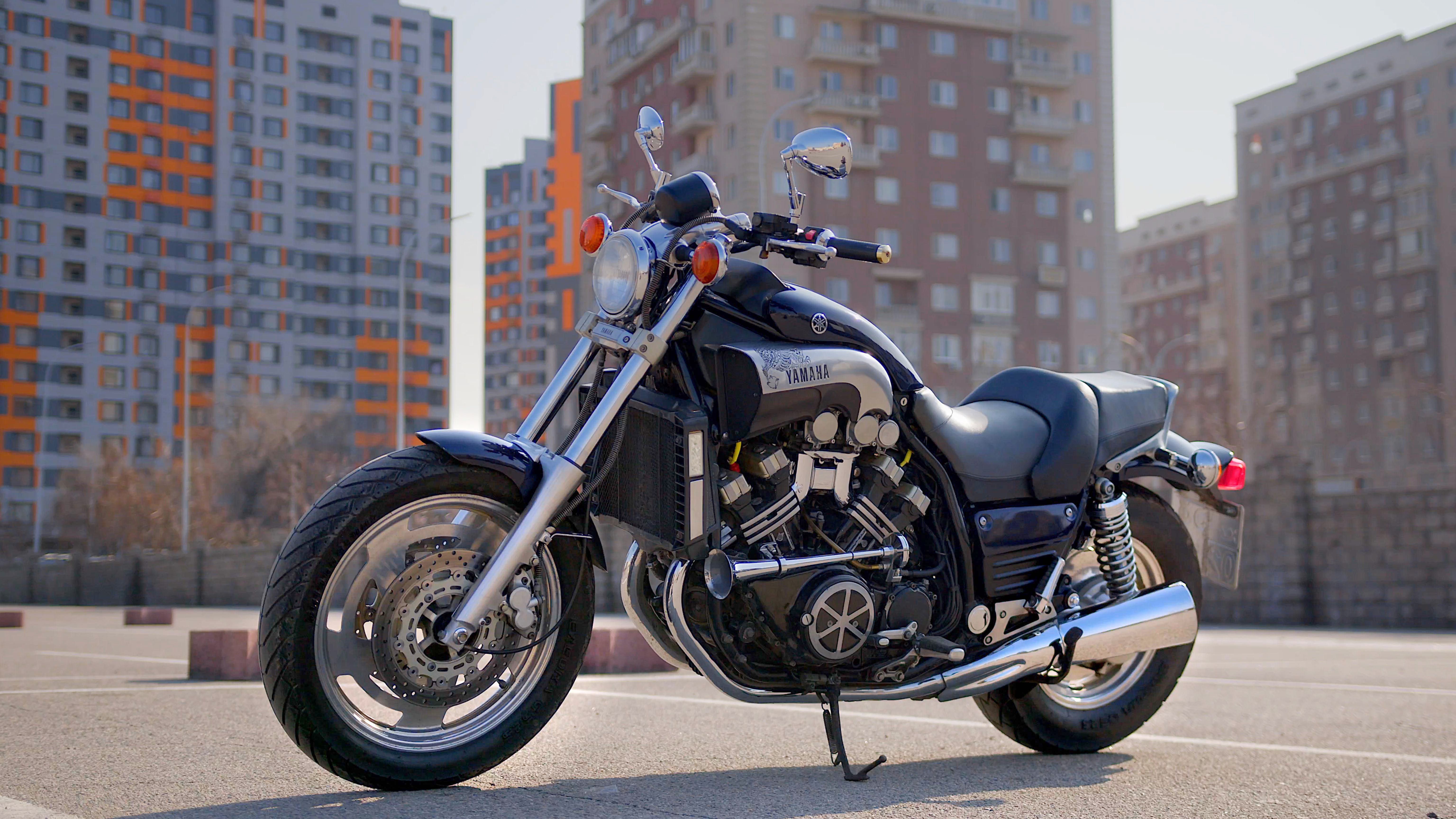 Полносильный Yamaha V-Max 1200 с V-Boost