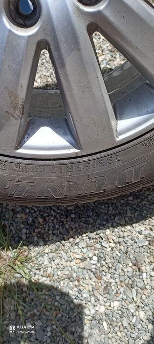 Dunlop 235 55 17