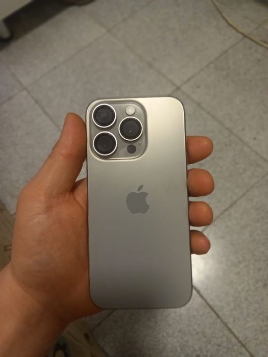 Айпон 15 про 256 гб