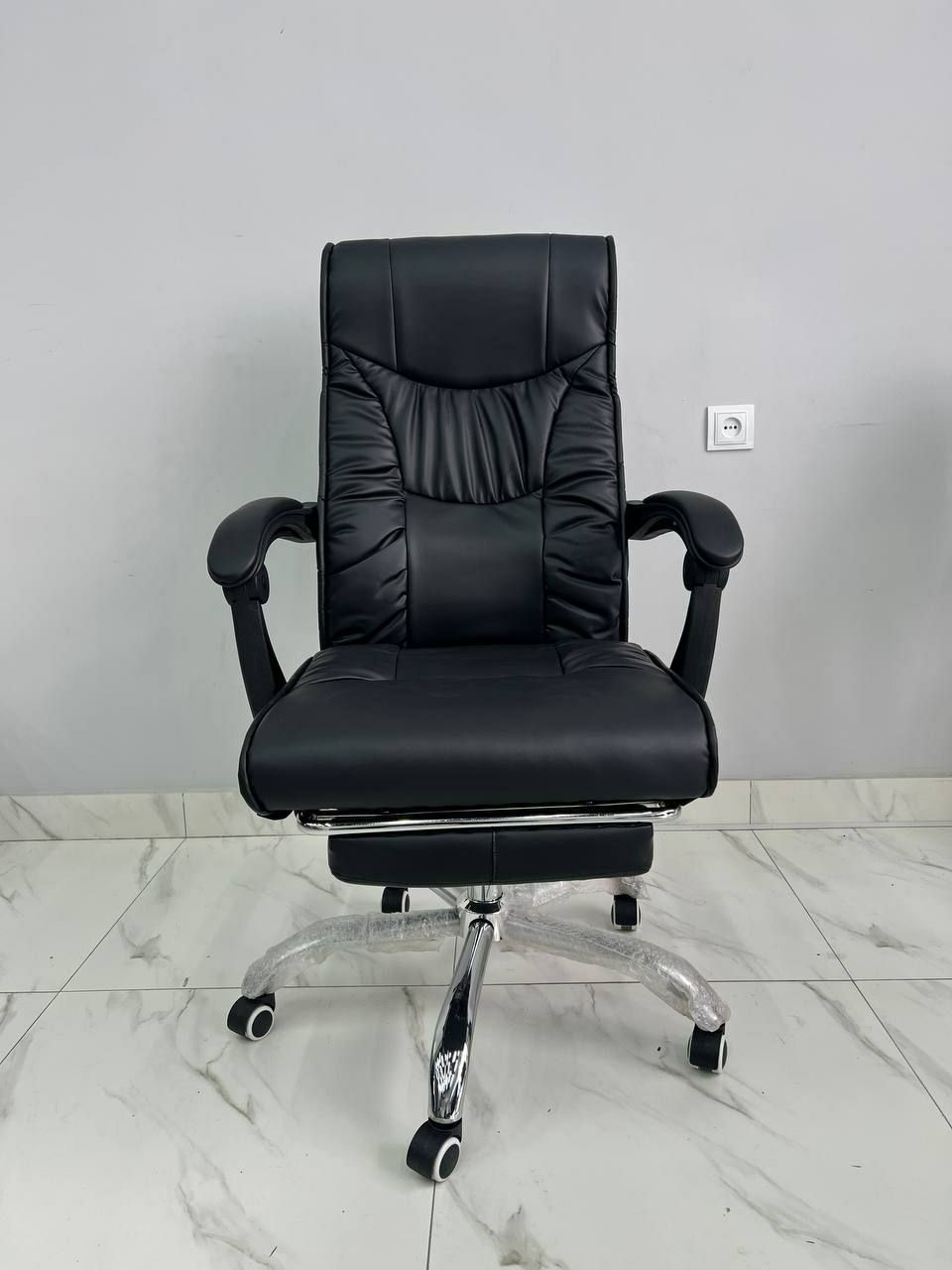 Офисное кресло модель 141-