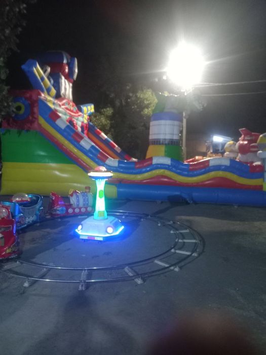 Батут сотилади срочна 6га 10 размер йенги Бир йил ишлаган