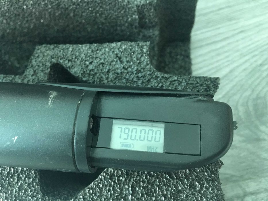 Microfon Wireless Omnitronic HM 1000