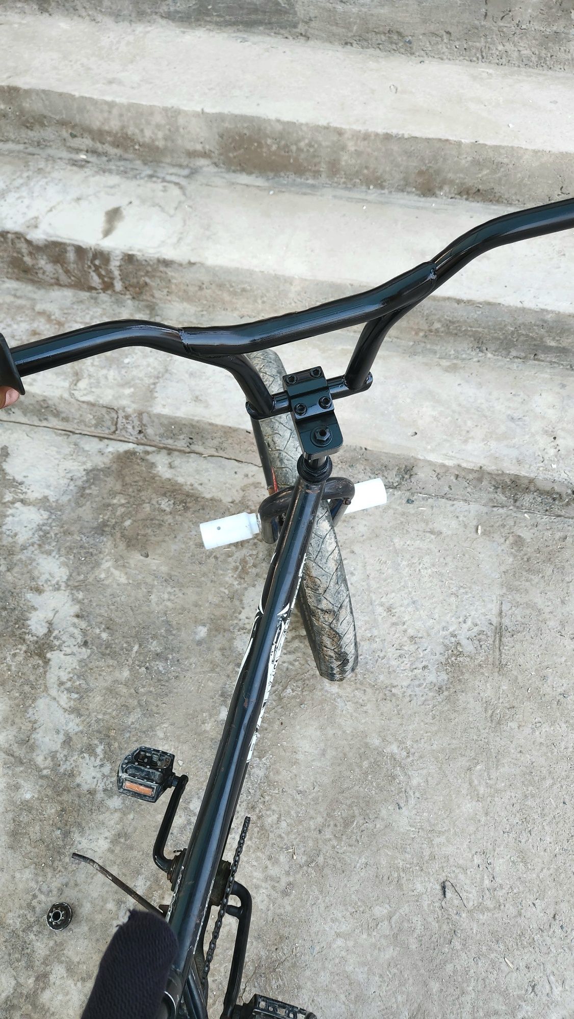 Velosiped RЕМБО sotladi