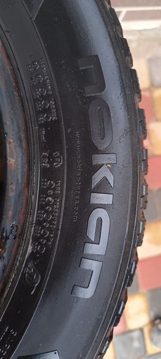 Продам зимние шины