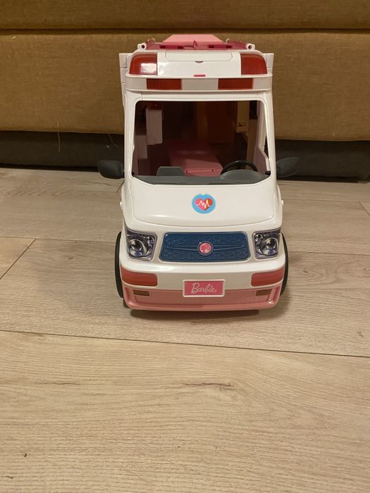 Ambulanta Barbie
