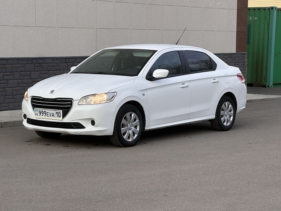 Продам пежо 301 , 2015 год