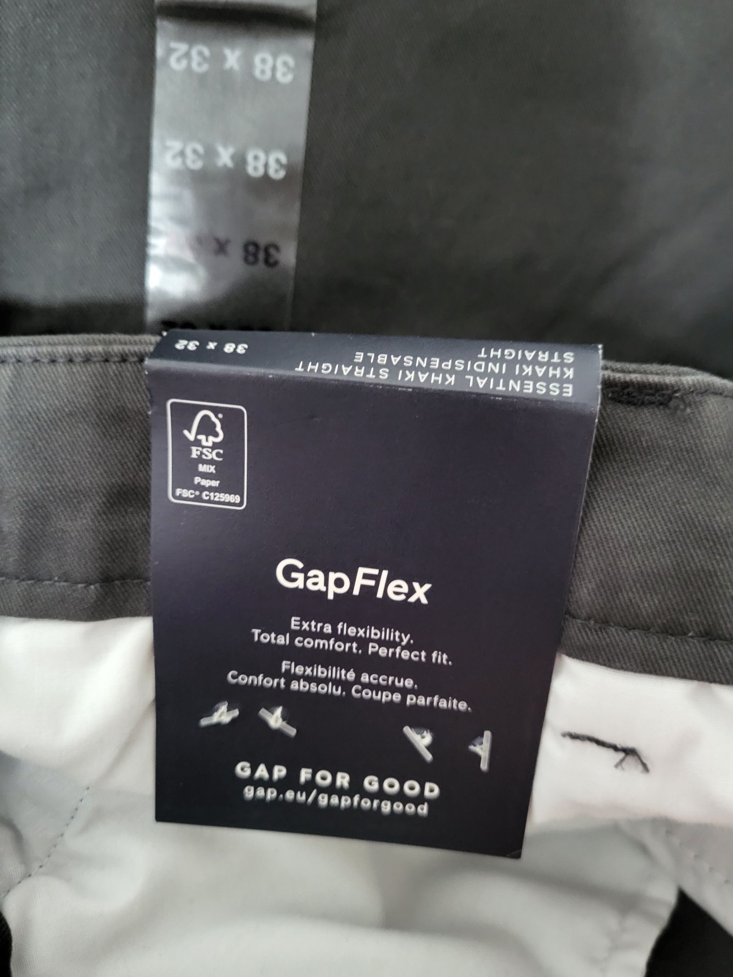 Pantaloni bărbați Gap flex mărimea 54-56