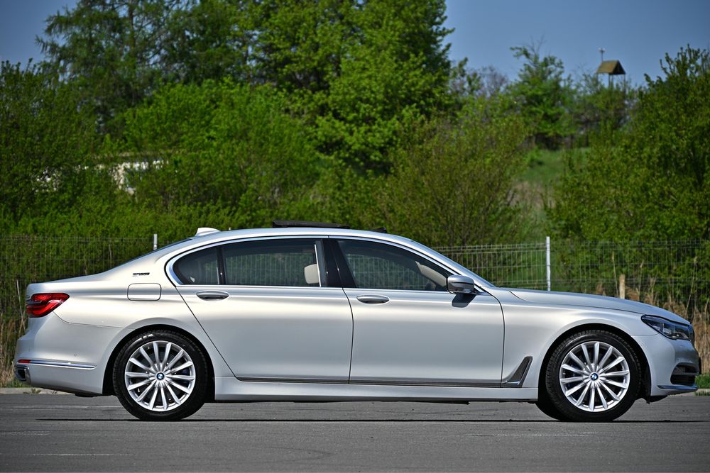BMW 740Le xDrive 2019-Executive Lounge| Laser| Bower&Wilkins| 47.000km