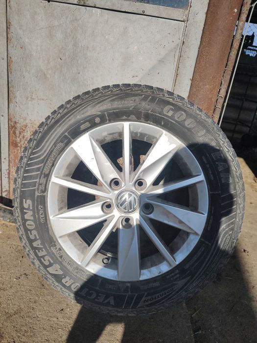 Vând roti Volkswagen 5×112