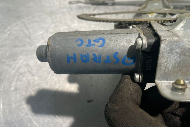 Macara geam fata dreapta electrica Opel Astra G